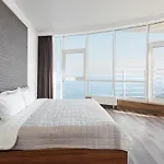 Odessa Pearl Apart Arcadia